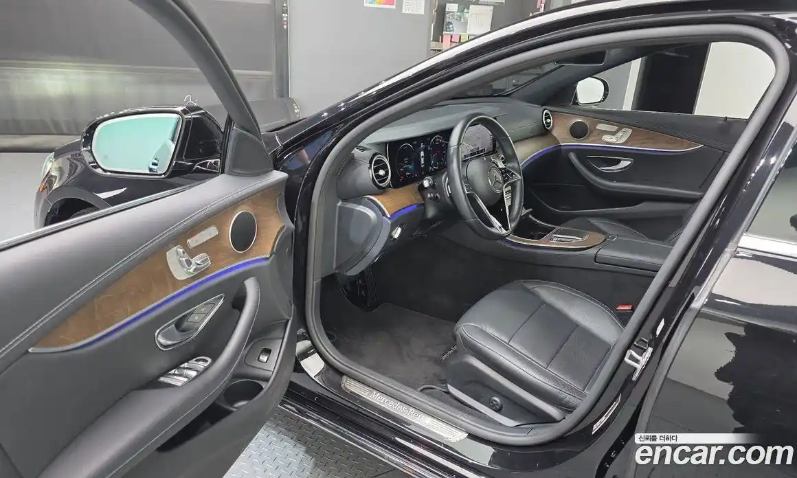 Mercedes-Benz E-Class 2022 2.0 гидро, фото 10