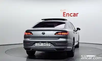 Volkswagen Arteon 2019 2.0 гидро в Москве № 826088, миниатюра 3
