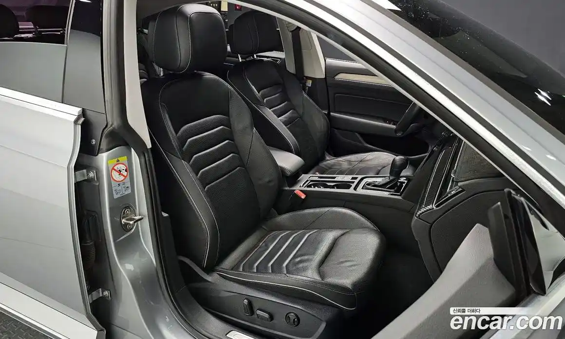 Volkswagen Arteon 2019 2.0 гидро в Москве № 826088, фото 9