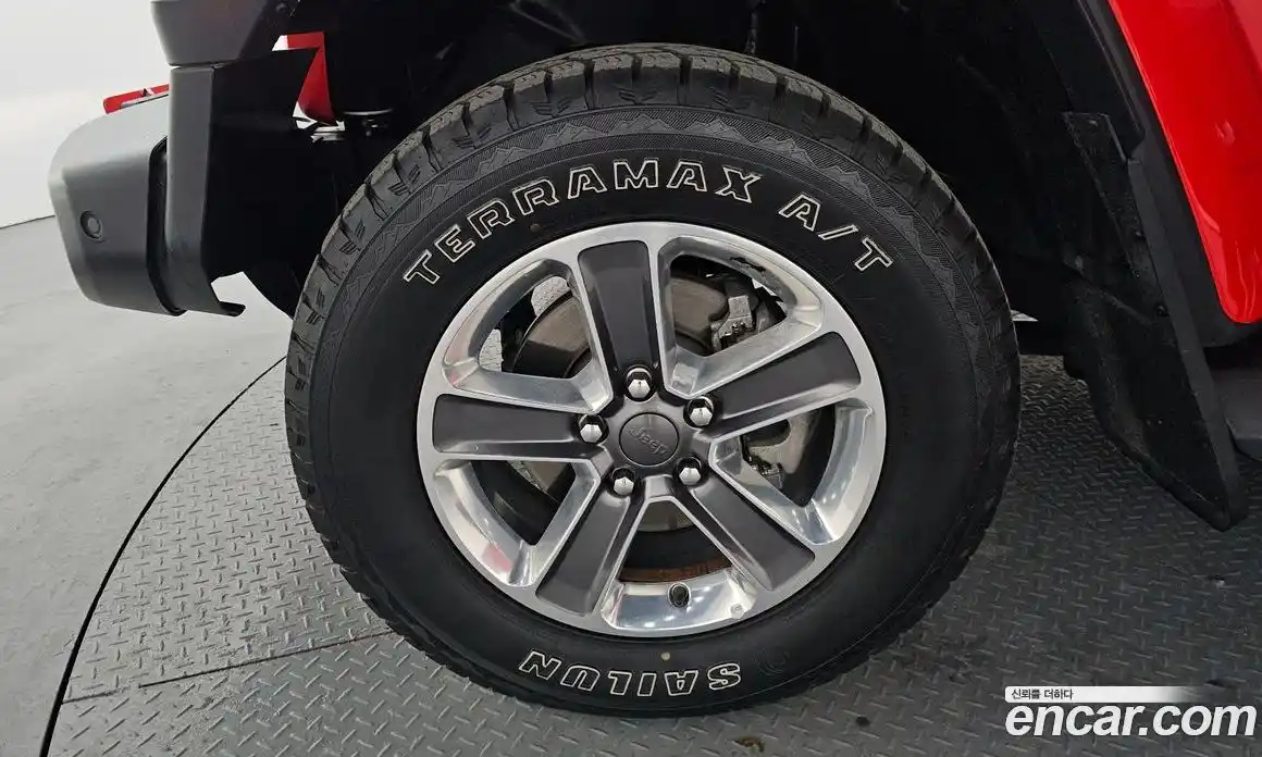 Jeep Wrangler 2018 2.0 гидро в Москве № 826613, фото 5
