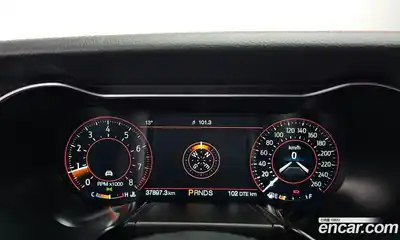 Ford Mustang 2023 2.3 гидро в Москве № 826913, миниатюра 8