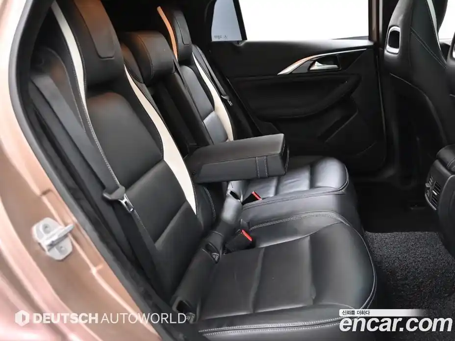 Infiniti Q30 2017 2.0 гидро в Москве № 827398, фото 12
