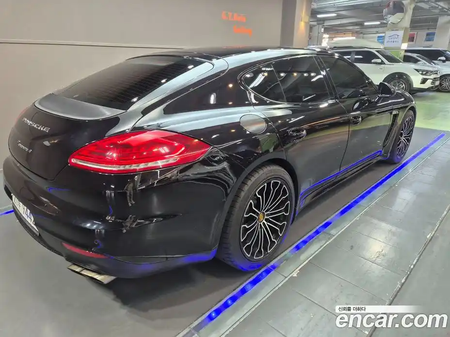 Porsche Panamera 2016 3.6 гидро в Москве № 892931, фото 6