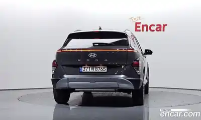 Hyundai Kona 2024 1.6 Автомат в Москве № 927506, миниатюра 4