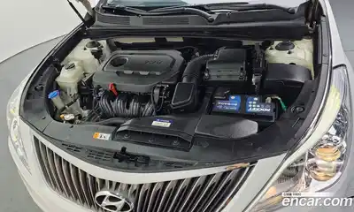 Hyundai Grandeur 2015 2.4 Автомат в Москве № 927899, миниатюра 6