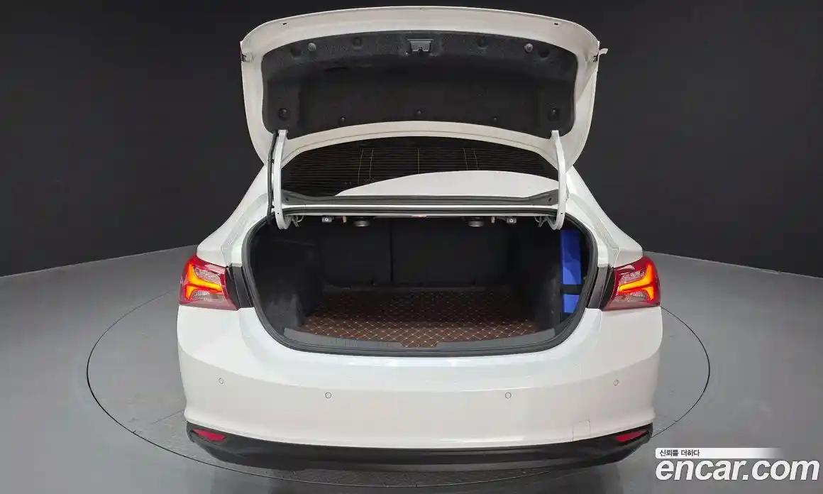 Chevrolet Malibu 2019 1.3 Автомат в Москве № 935344, фото 20