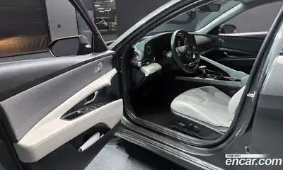 Hyundai Avante 2020 1.6 Автомат в Москве № 970786, миниатюра 11