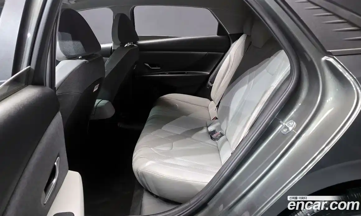 Hyundai Avante 2020 1.6 Автомат в Москве № 970786, фото 12