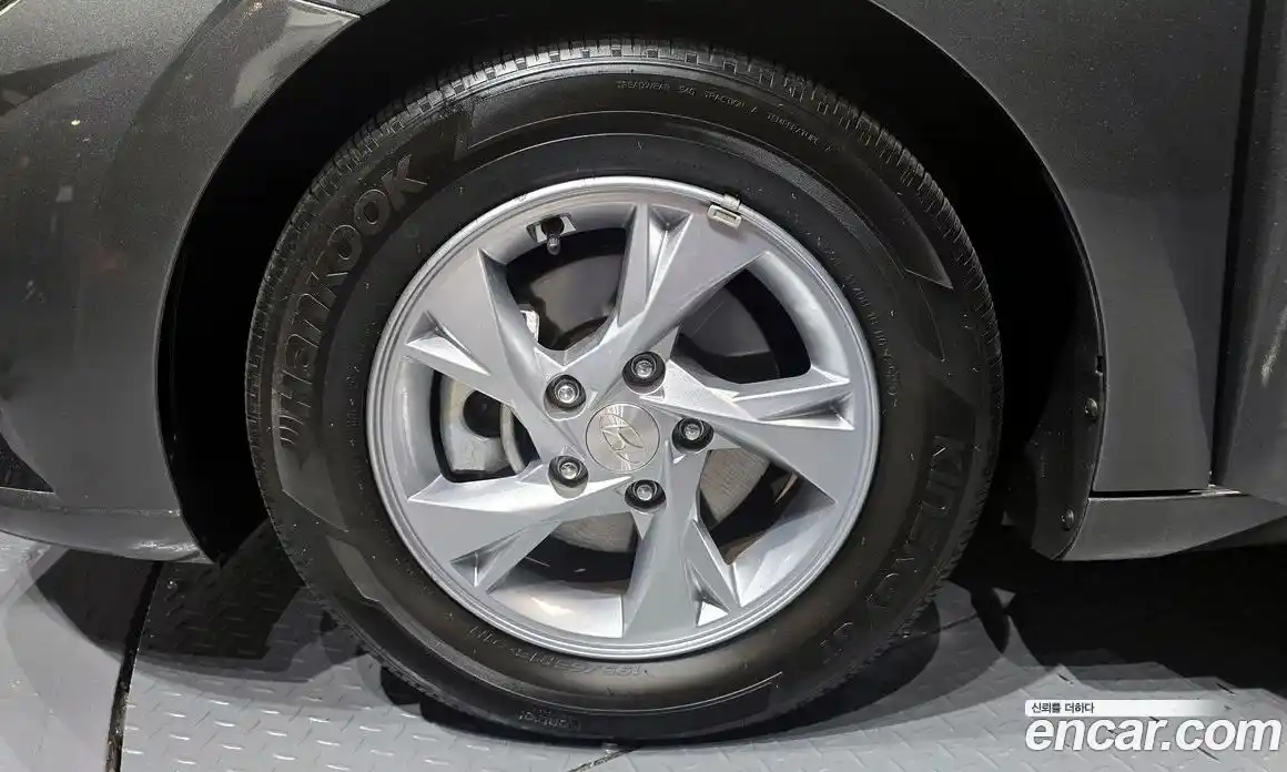 Hyundai Avante 2020 1.6 Автомат в Москве № 970786, фото 5