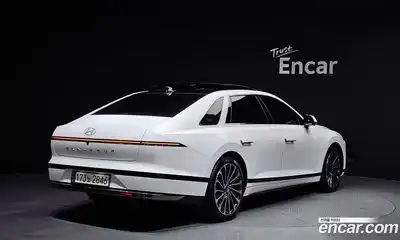 Hyundai Grandeur 2024 1.6 Автомат в Москве № 971539, миниатюра 2