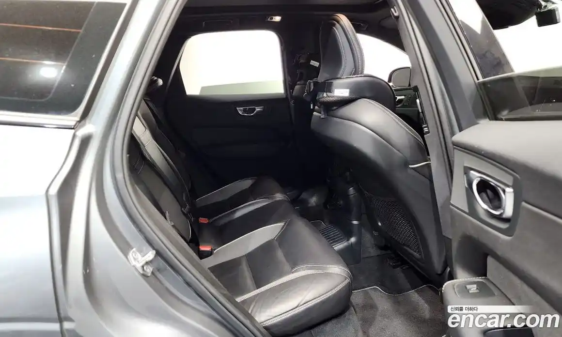 Volvo XC60 2020 2.0 гидро в Москве № 973152, фото 12
