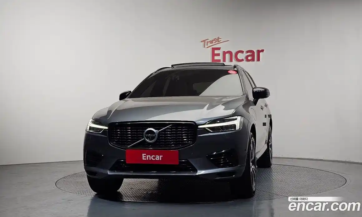 Volvo XC60 2020 2.0 гидро в Москве № 973152, фото 3