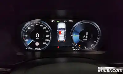 Volvo XC60 2020 2.0 гидро в Москве № 973152, миниатюра 8