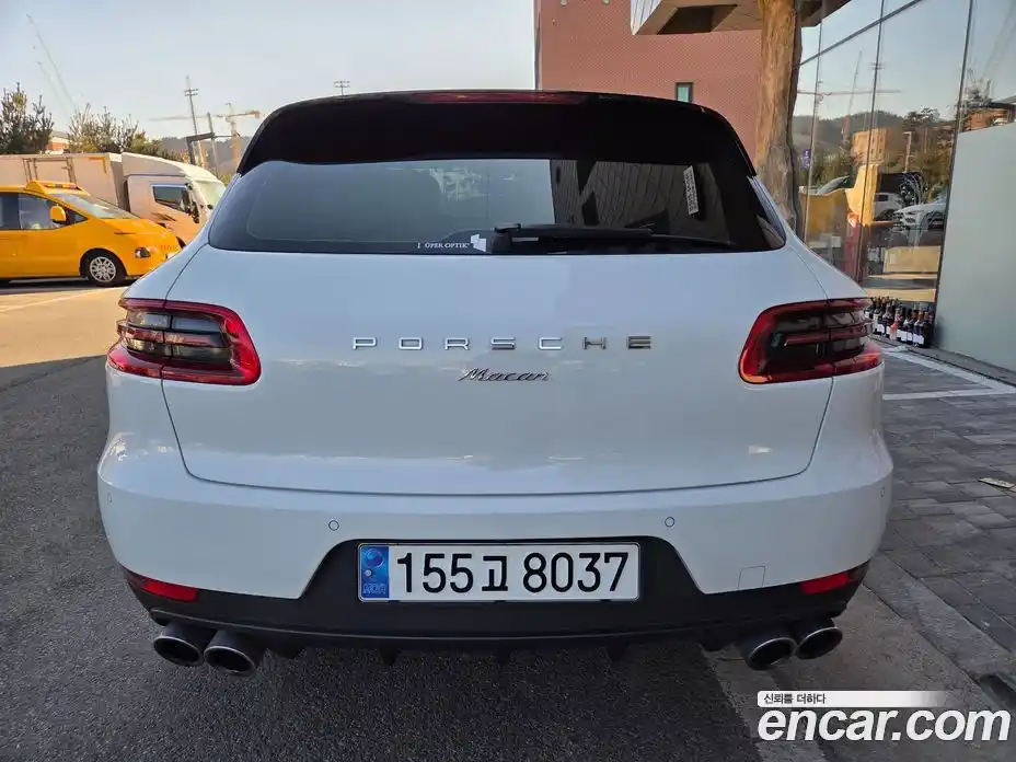 Porsche Macan 2018 2.0 гидро в Москве № 974848, фото 11
