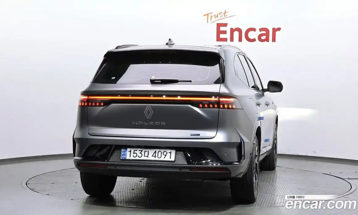 Renault Grand Koleos 2024 1.5 гидро в Москве, фото 4