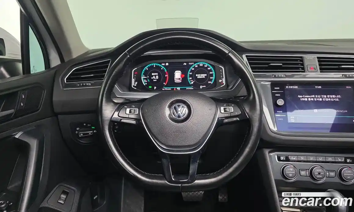 Volkswagen Tiguan 2020 2.0 гидро в Москве № 976206, фото 13
