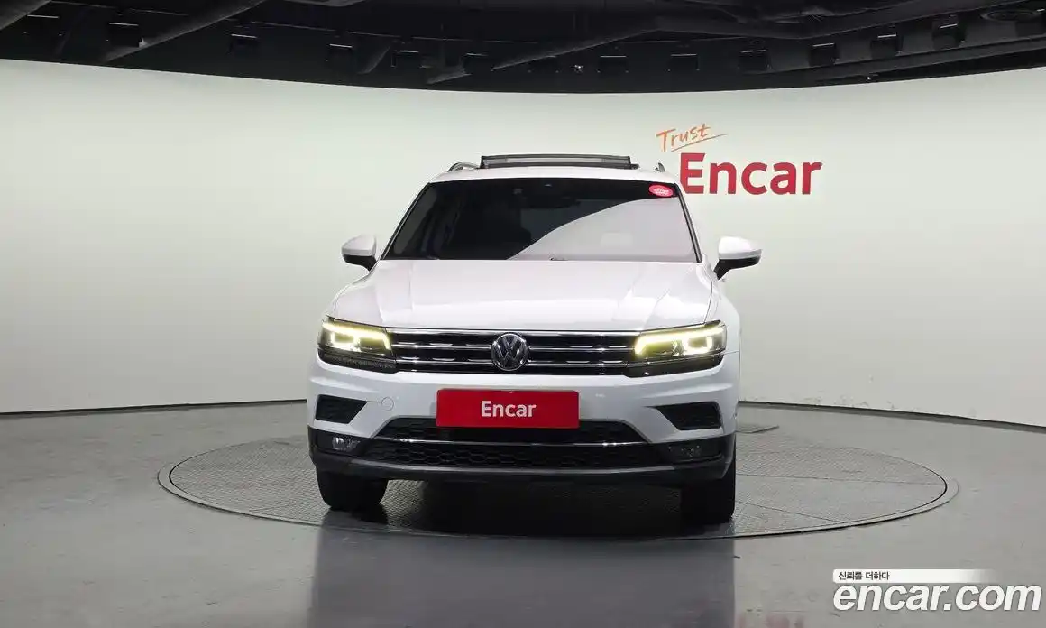 Volkswagen Tiguan 2020 2.0 гидро в Москве № 976206, фото 3