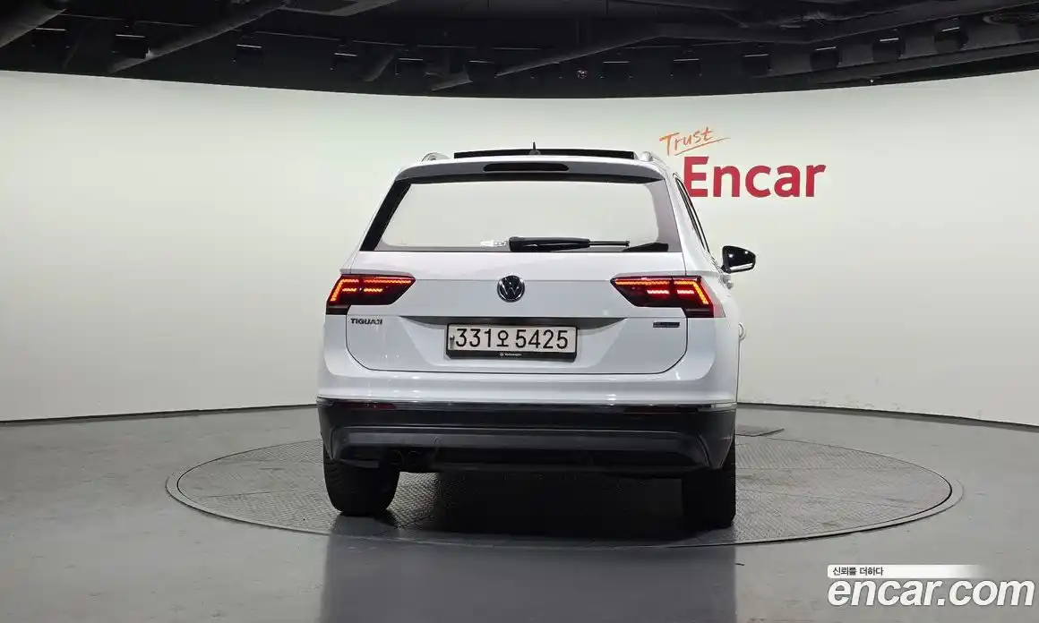 Volkswagen Tiguan 2020 2.0 гидро в Москве № 976206, фото 4