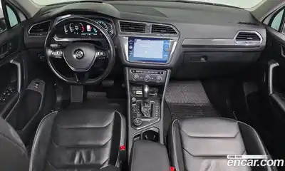 Volkswagen Tiguan 2020 2.0 гидро в Москве № 976206, миниатюра 7