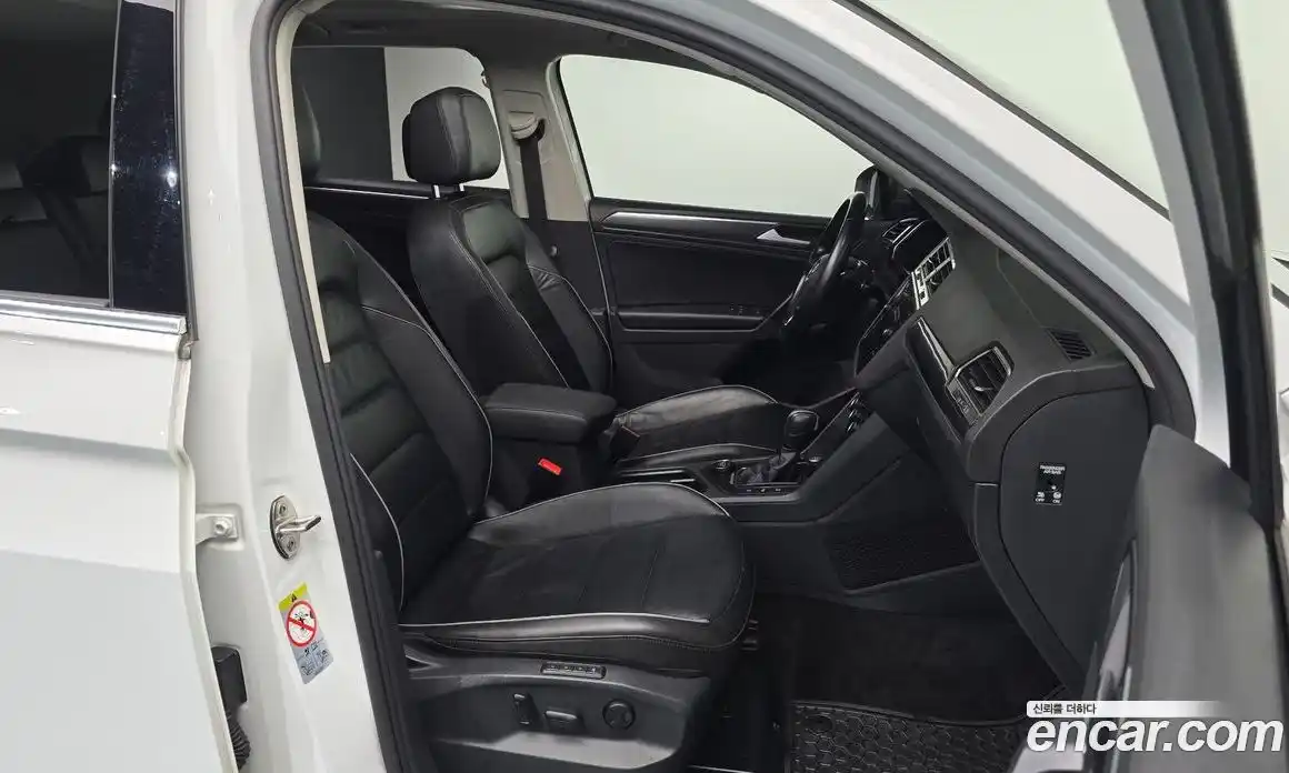 Volkswagen Tiguan 2020 2.0 гидро в Москве № 976206, фото 10