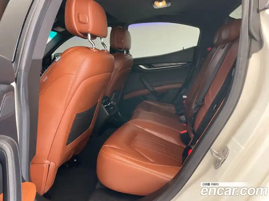 Maserati Ghibli 2015 3.0 гидро в Москве № 976464, фото 17