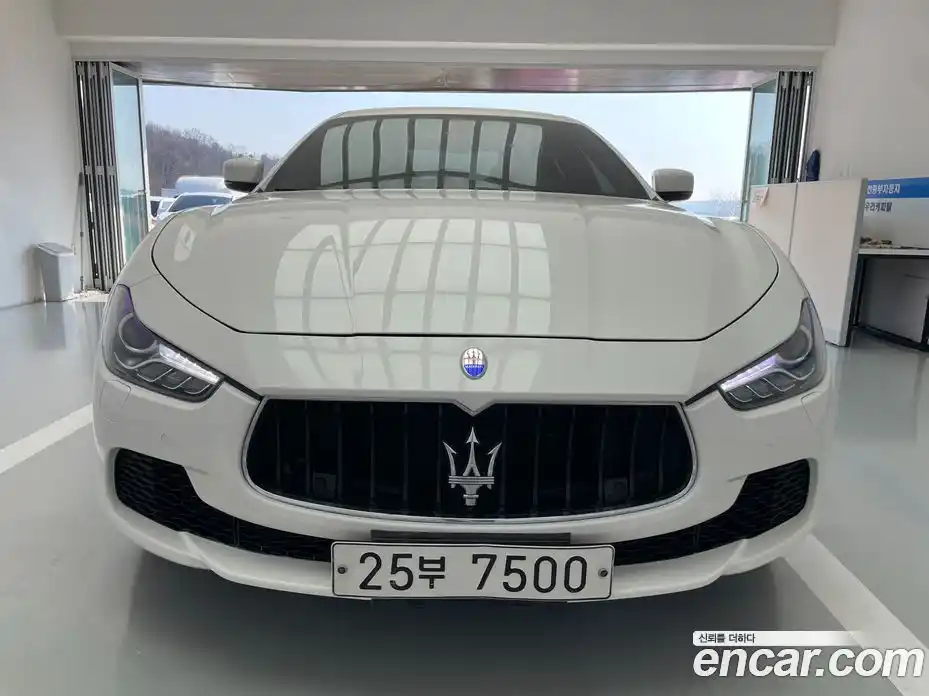 Maserati Ghibli 2015 3.0 гидро в Москве № 976464, фото 3