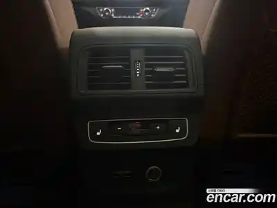 Audi Q5 2023 2.0 Автомат в Москве № 1002312, миниатюра 12