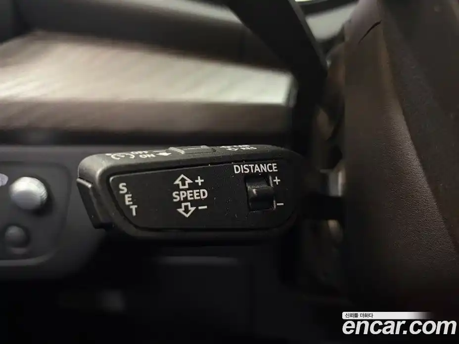 Audi Q5 2023 2.0 Автомат в Москве № 1002312, фото 16