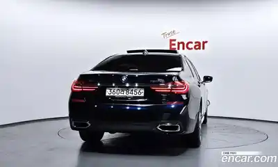 BMW 7-Series 2018 3.0 Автомат в Москве № 1004380, миниатюра 4