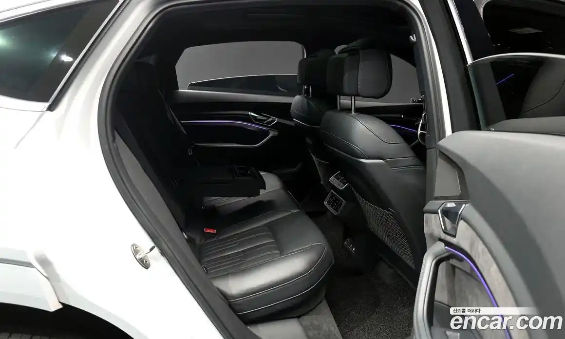 Audi e-tron 2021 0.2 гидро в Москве № 1007522, фото 12
