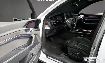 Audi e-tron 2021 0.2 гидро в Москве № 1007522, миниатюра 10