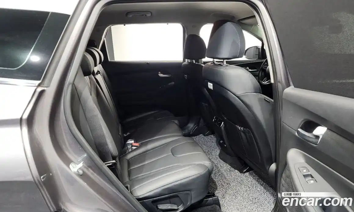 Hyundai Santa Fe 2022 2.5 Автомат в Москве № 1007800, фото 12