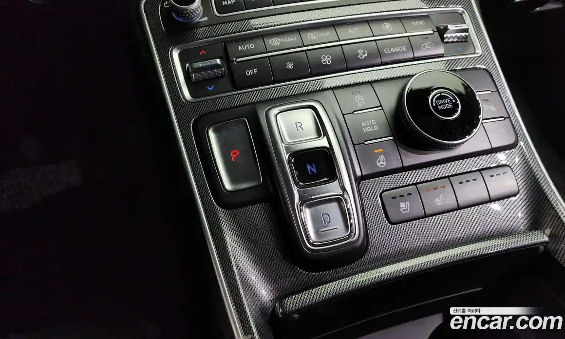 Hyundai Santa Fe 2022 2.5 Автомат в Москве № 1007800, фото 9