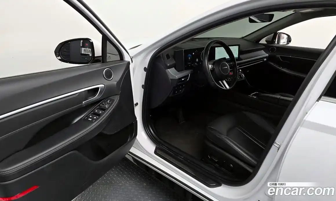 Hyundai Sonata 2024 2.0 Автомат в Москве № 1008329, фото 10