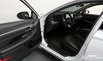 Hyundai Sonata 2024 2.0 Автомат в Москве № 1008329, миниатюра 10