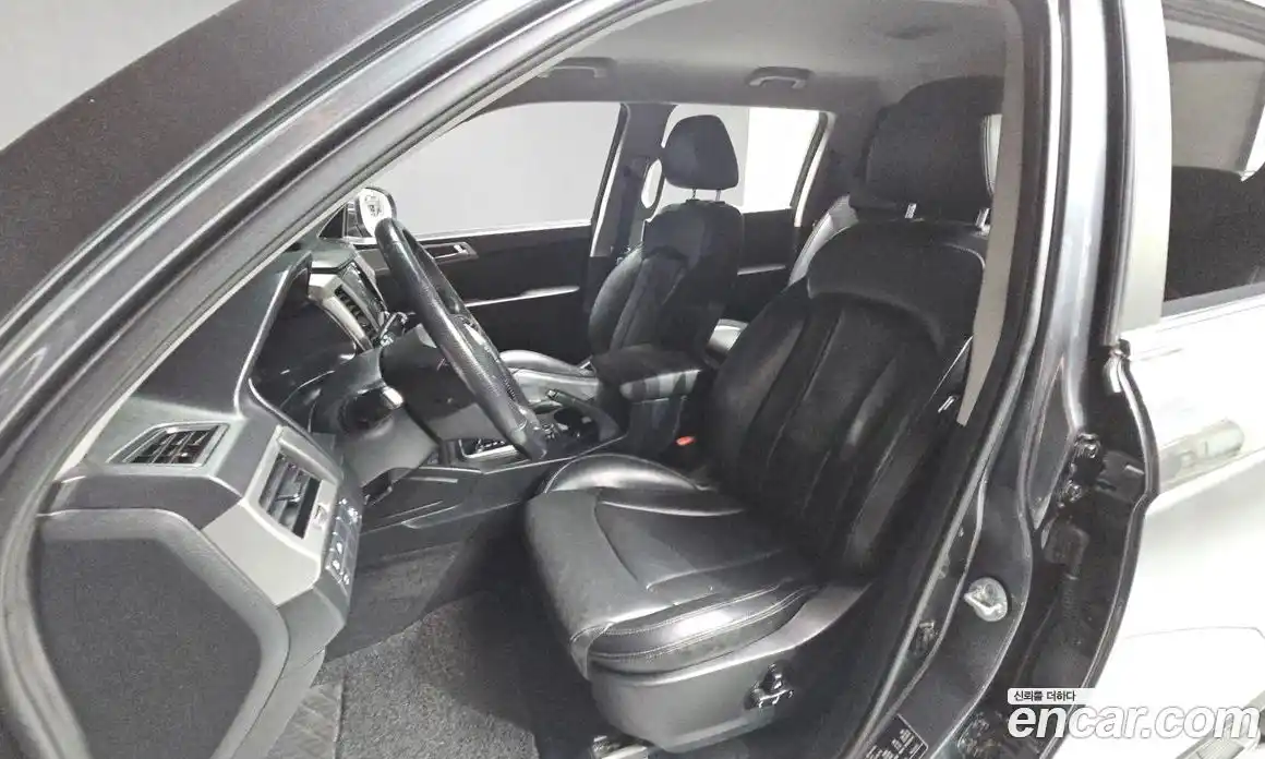 SsangYong Rexton 2018 2.2 Автомат в Москве № 1011162, фото 10