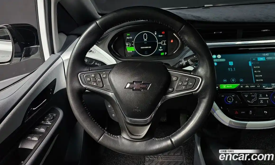 Chevrolet Bolt EV 2019 0.2 Автомат в Москве № 1012071, фото 13