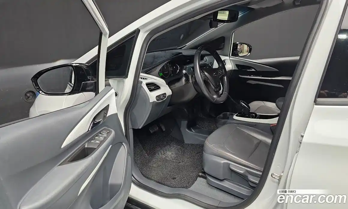 Chevrolet Bolt EV 2019 0.2 Автомат в Москве № 1012071, фото 10