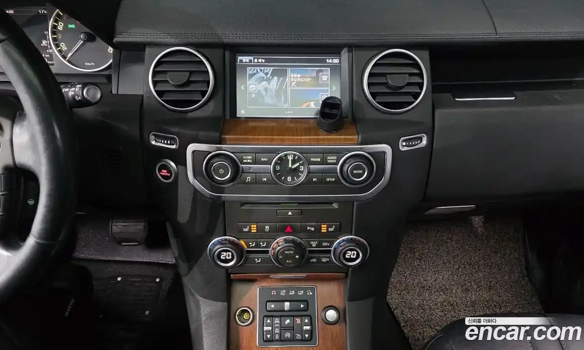 Land Rover Discovery 2015 3.0 гидро в Москве № 1013555, фото 13