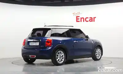 Mini Cooper 2016 1.5 гидро в Москве № 1014052, миниатюра 2