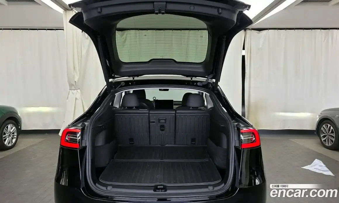 Tesla Model Y 2023 0.2 гидро в Москве № 1014237, фото 20