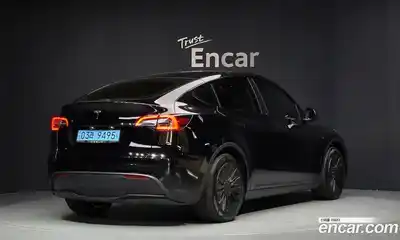 Tesla Model Y 2023 0.2 гидро в Москве № 1014237, миниатюра 2