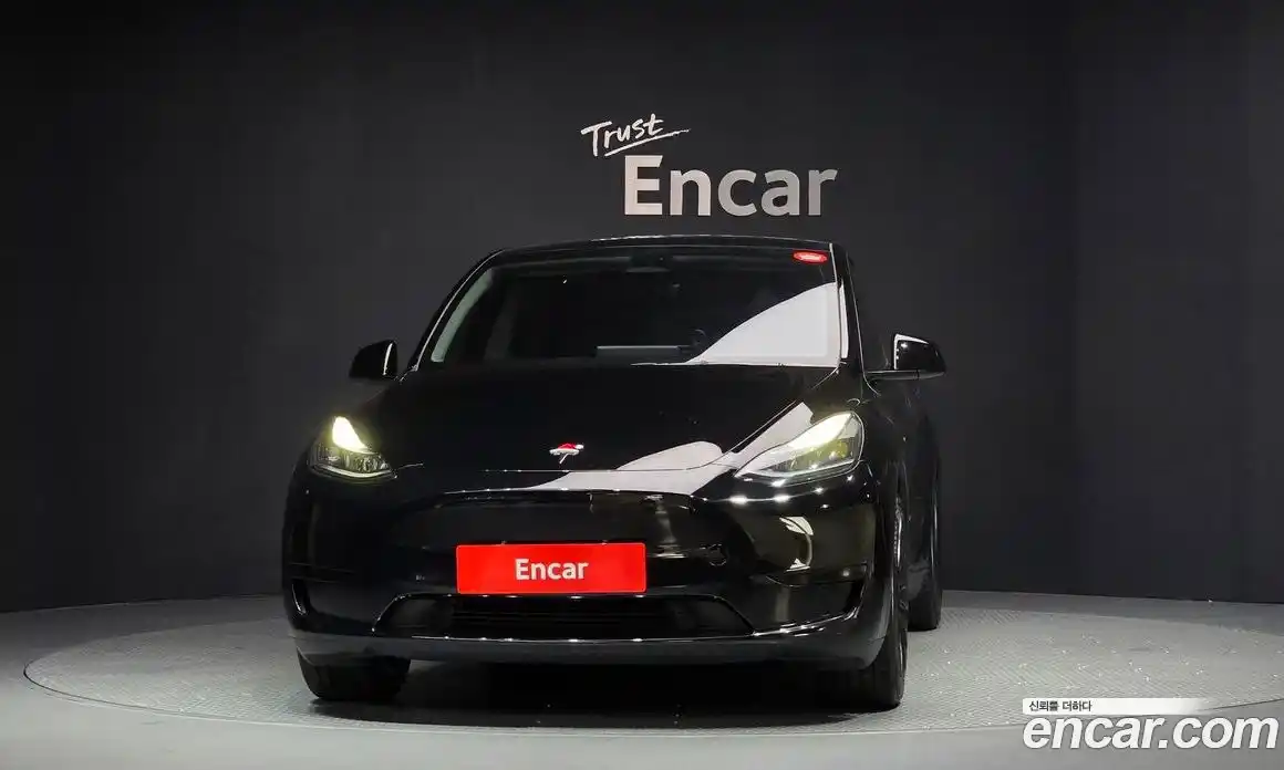 Tesla Model Y 2023 0.2 гидро в Москве № 1014237, фото 3