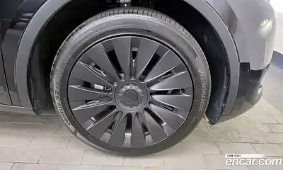 Tesla Model Y 2023 0.2 гидро в Москве № 1014237, миниатюра 5