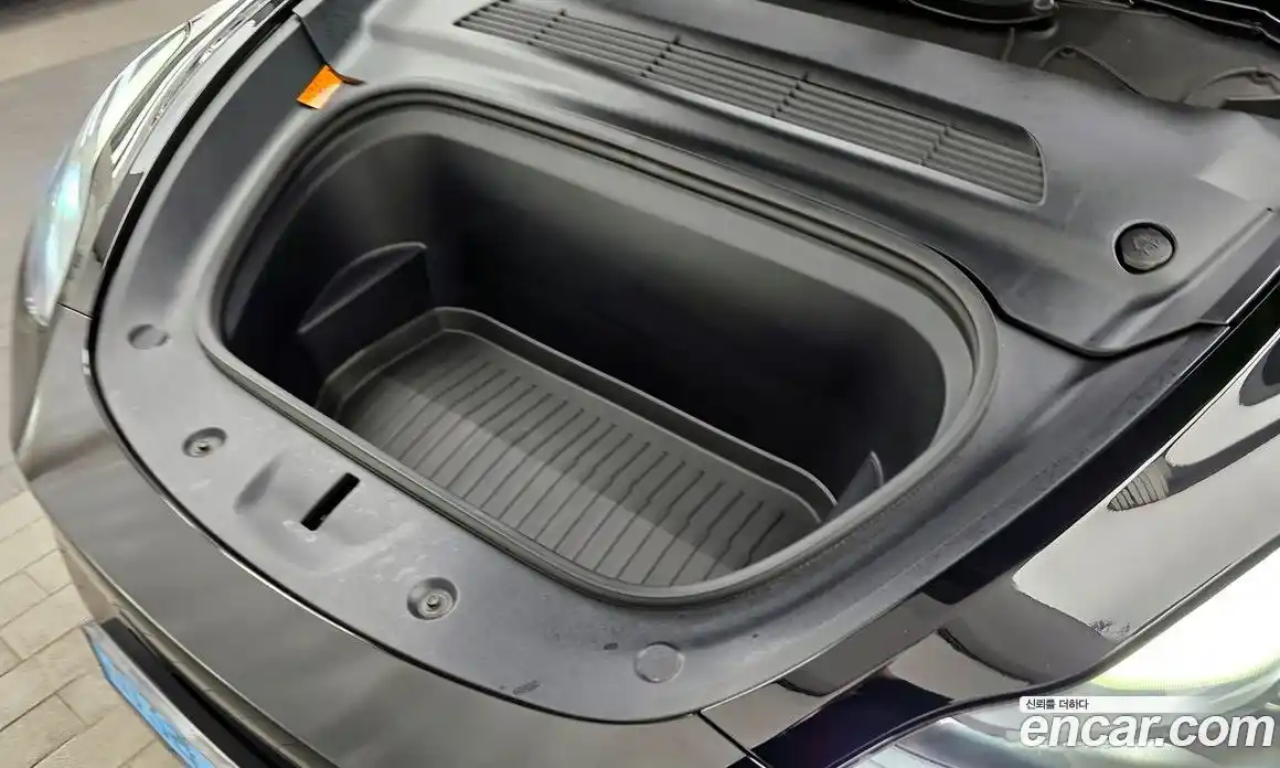 Tesla Model Y 2023 0.2 гидро в Москве № 1014237, фото 6