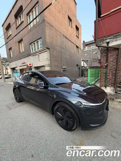 Tesla Model Y 2025 гидро в Москве № 1014331, миниатюра 3