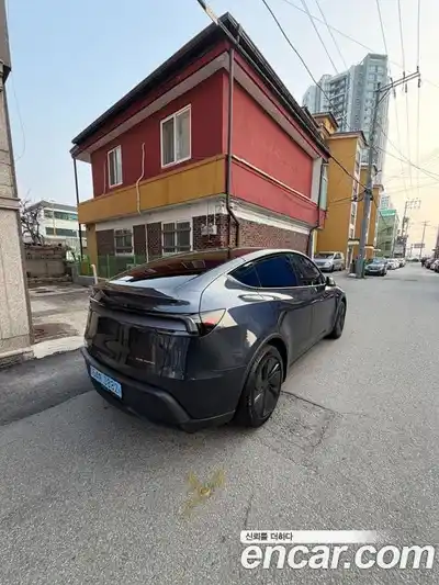 Tesla Model Y 2025 гидро в Москве № 1014331, миниатюра 7
