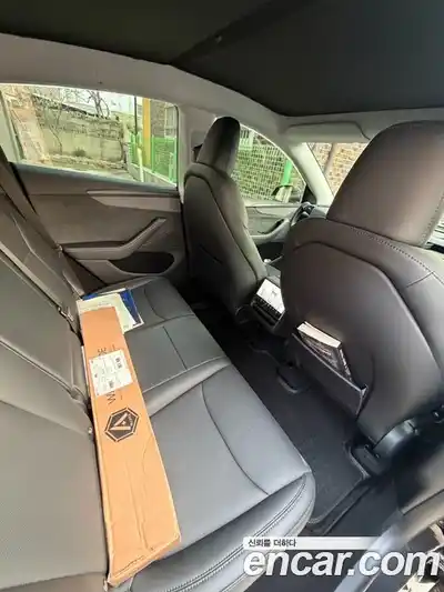 Tesla Model Y 2025 гидро в Москве № 1014331, миниатюра 9