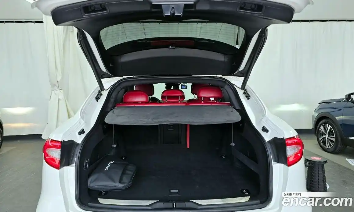 Maserati Levante 2017 3.0 гидро в Москве № 1015715, фото 20