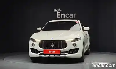 Maserati Levante 2017 3.0 гидро в Москве № 1015715, миниатюра 3